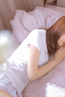 教师妈妈穿超薄连衣裙